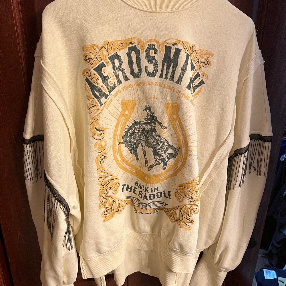 Aerosmith sweatshirt